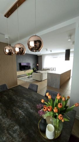 dom szeregowy, 6 pokoi Ząbki. Zdjęcie 2