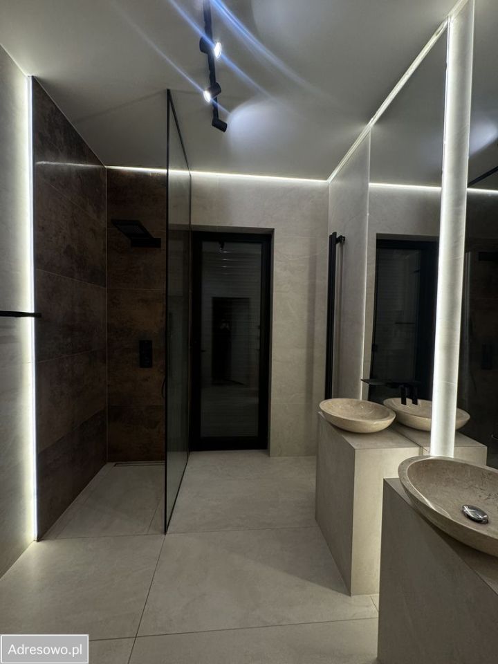 dom wolnostojący, 5 pokoi Miłków. Zdjęcie 2