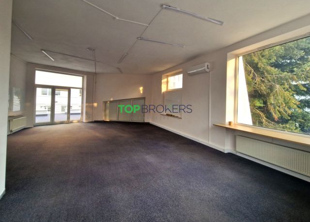 dom wolnostojący, 14 pokoi Warszawa Ochota. Zdjęcie 3