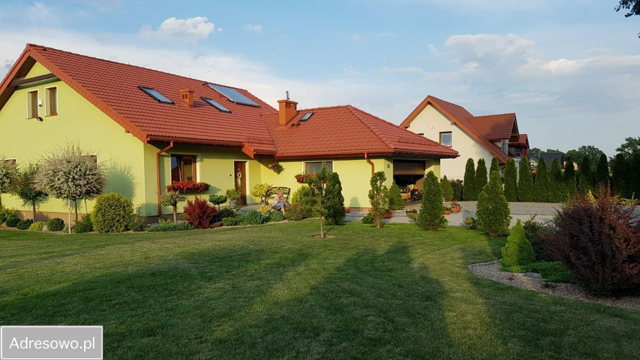 dom wolnostojący, 4 pokoje Burkatów, ul. Osiedle Pogórze. Zdjęcie 4