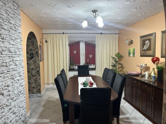 bliźniak Szamotuły. Zdjęcie 1