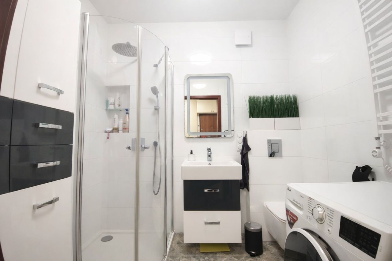 Mieszkanie 3-pokojowe Piaseczno. Zdjęcie 3