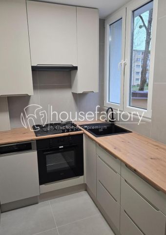 Mieszkanie 2-pokojowe Łódź Górna, ul. gen. Jarosława Dąbrowskiego. Zdjęcie 1