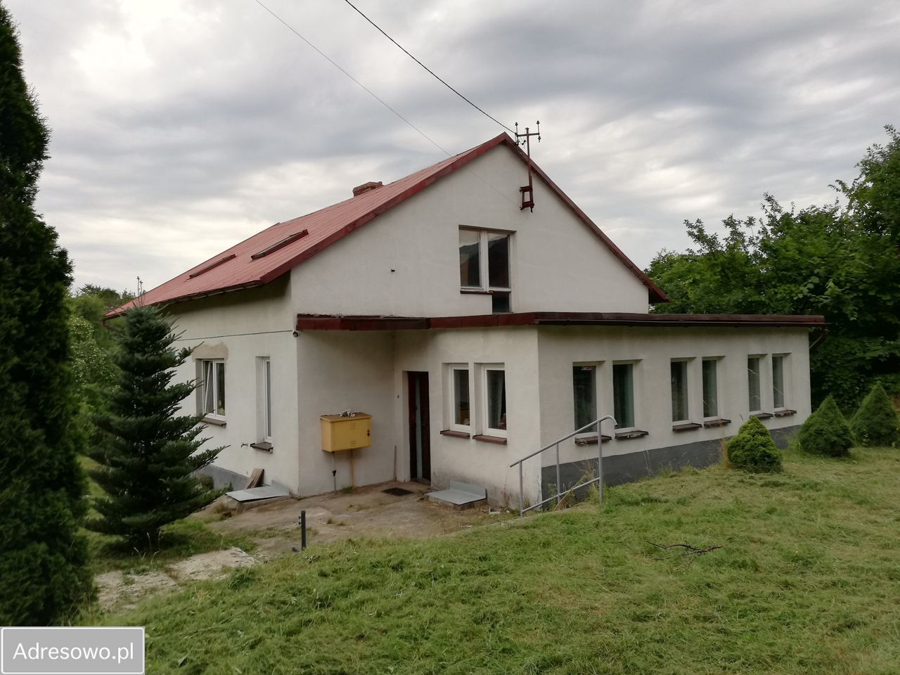 dom wolnostojący, 5 pokoi Zawiercie Bzów, ul. Poległych