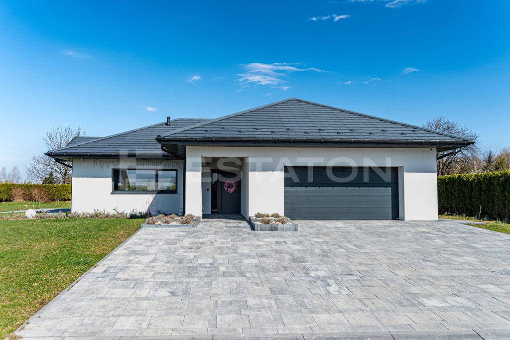 dom wolnostojący, 4 pokoje Trzciana. Zdjęcie 19