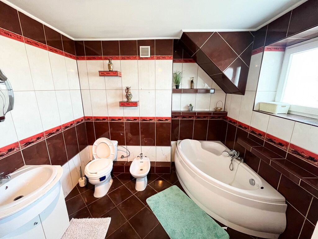 dom wolnostojący, 4 pokoje Szewna, ul. Zakanale. Zdjęcie 18