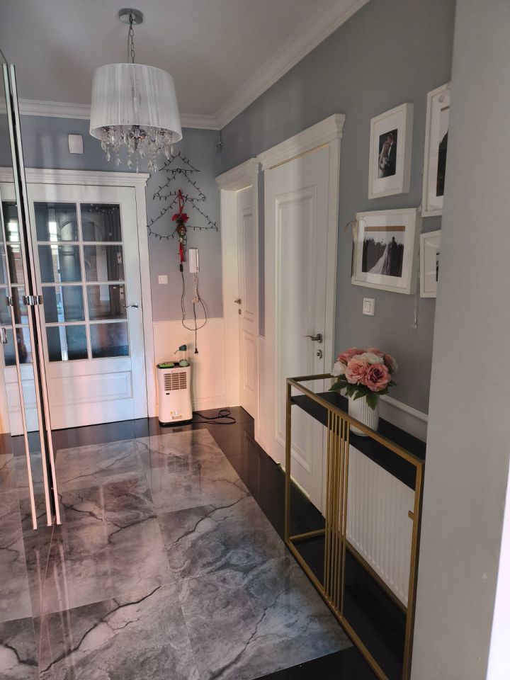 Mieszkanie 3-pokojowe Marki Pustelnik, ul. Romana Dmowskiego. Zdjęcie 3