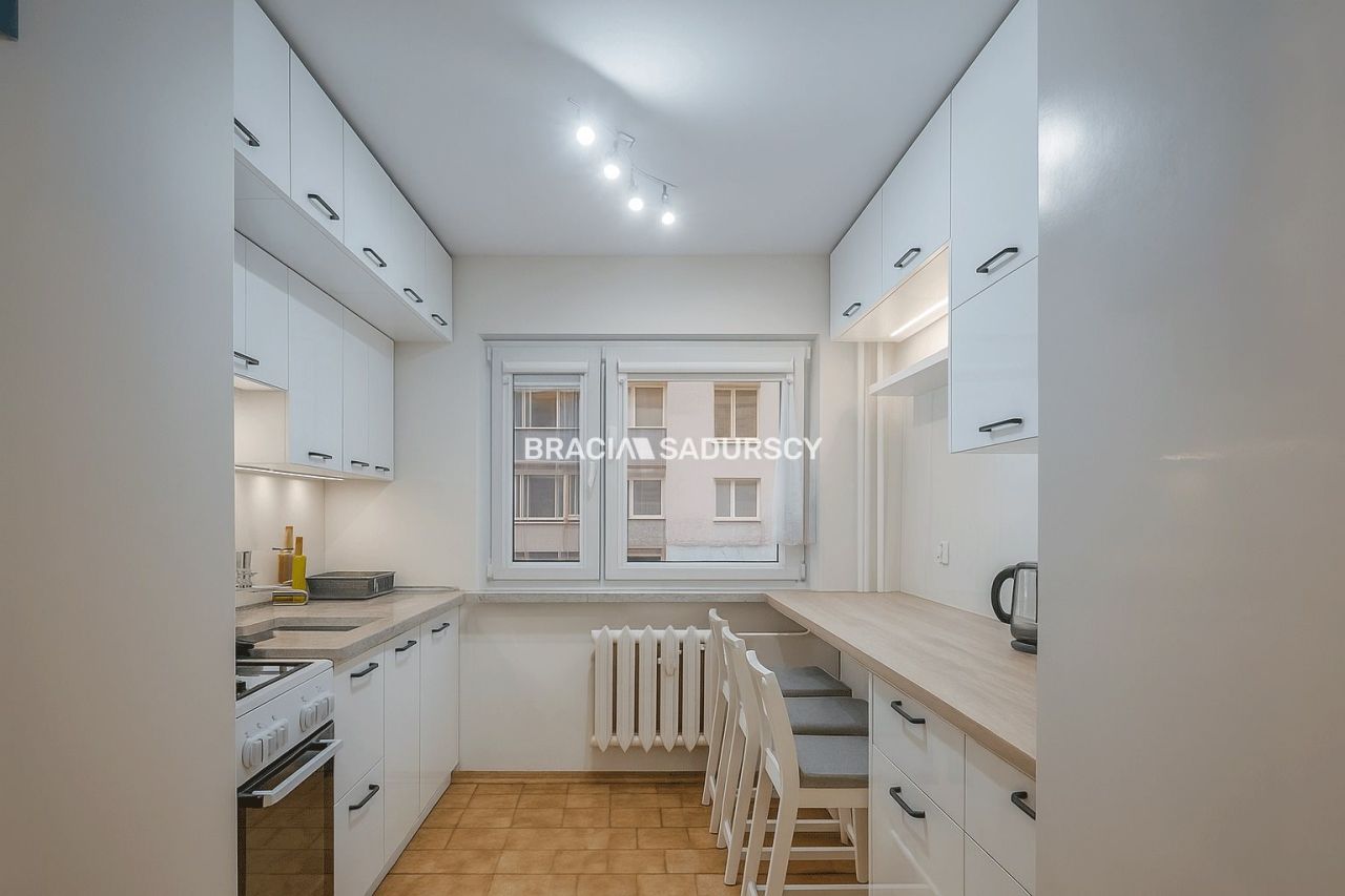 Mieszkanie 4-pokojowe Kraków Mistrzejowice, os. Oświecenia. Zdjęcie 18