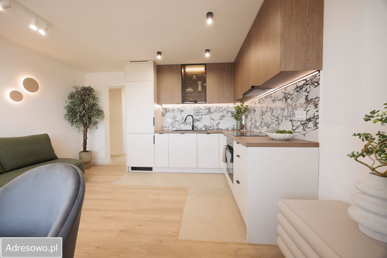 Mieszkanie 3-pokojowe Kielce, ul. Szkolna. Zdjęcie 3