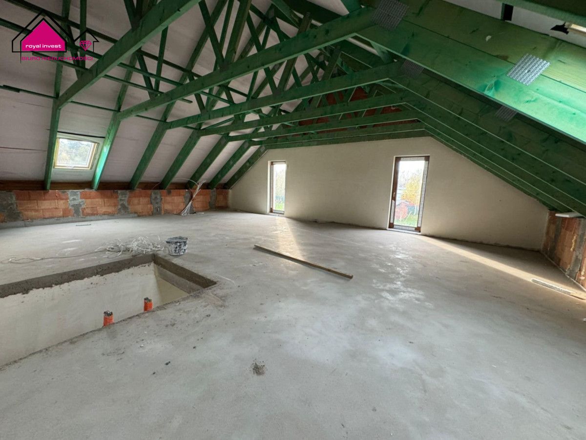 bliźniak, 5 pokoi Rumin. Zdjęcie 9