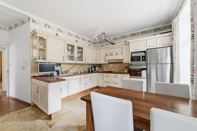 dom wolnostojący, 7 pokoi Komorów, ul. Akacjowa. Zdjęcie 6