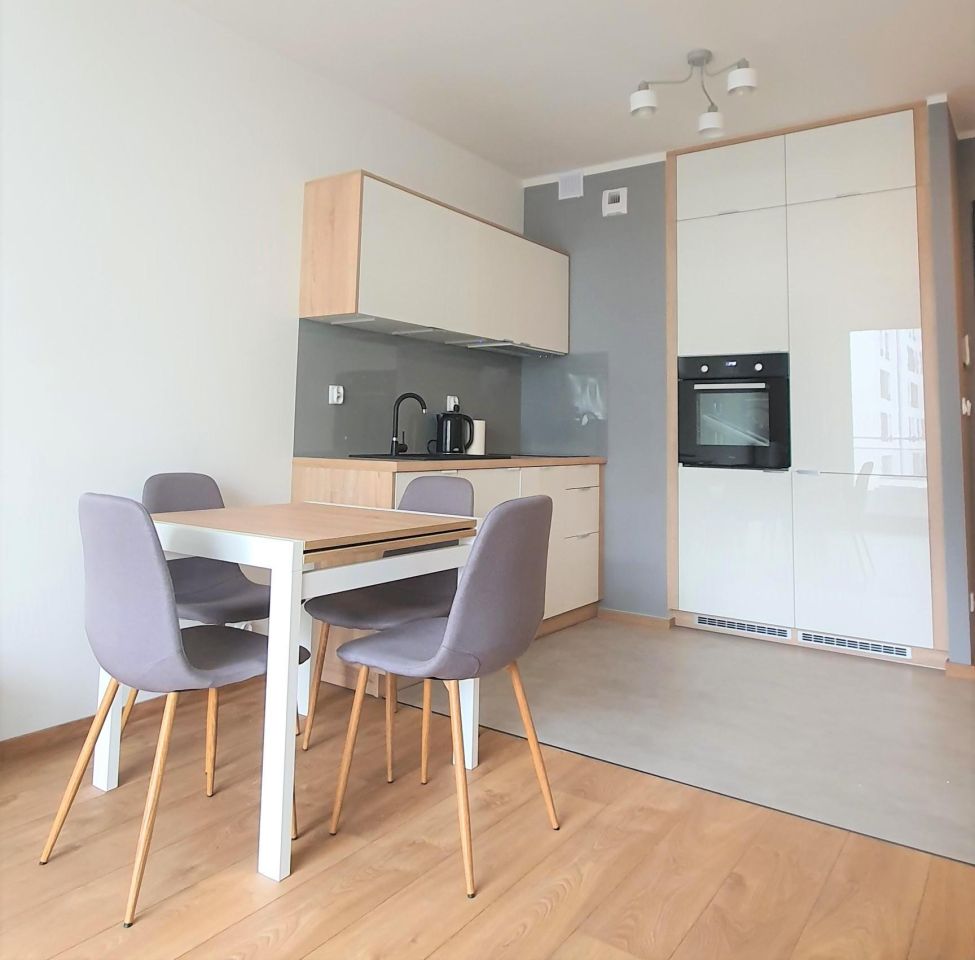 Mieszkanie 2-pokojowe Warszawa Wola, ul. Jana Kazimierza. Zdjęcie 2