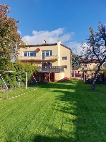 dom wolnostojący, 3 pokoje Kielce Herby, ul. Górnicza. Zdjęcie 1