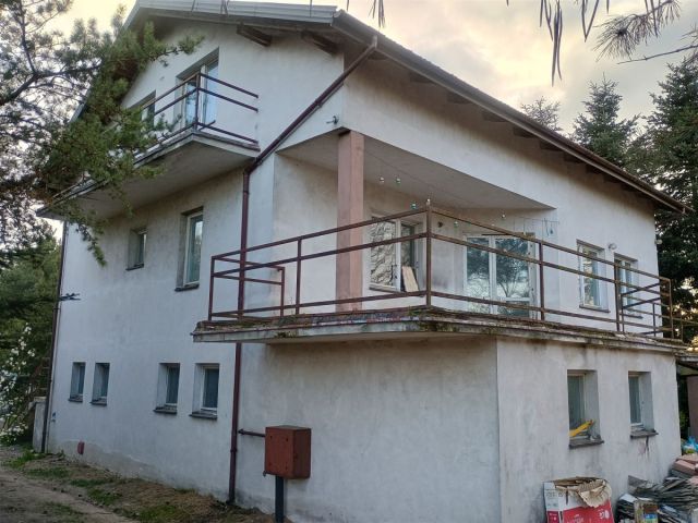 dom wolnostojący, 6 pokoi Kazimierz, ul. Wiśniowa. Zdjęcie 1