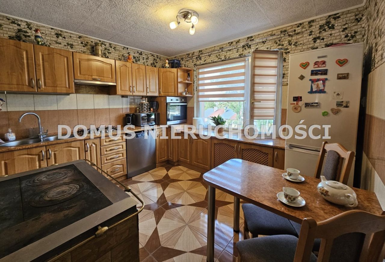 Mieszkanie 3-pokojowe Jeżew. Zdjęcie 9