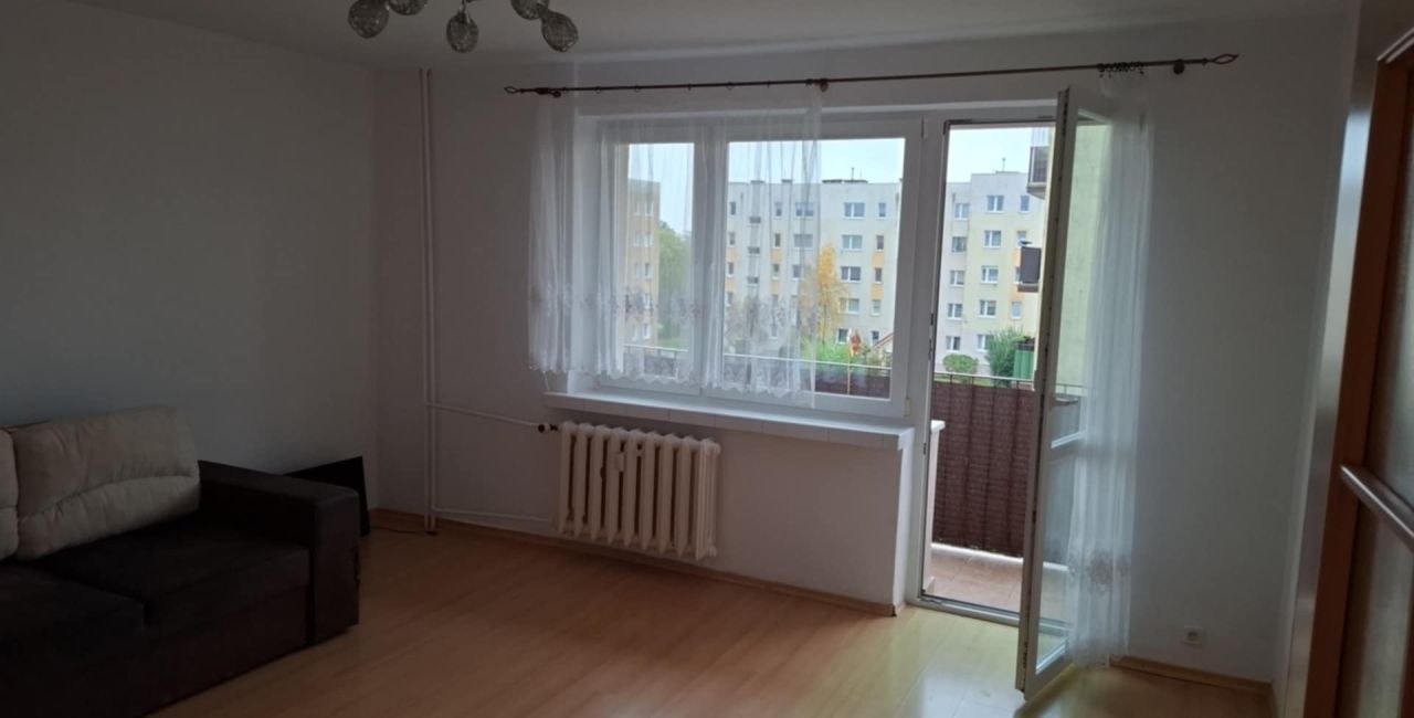 Mieszkanie 3-pokojowe Słupsk, ul. gen. Tadeusza Bora-Komorowskiego. Zdjęcie 2