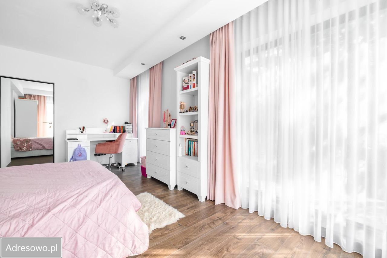 dom wolnostojący, 6 pokoi Świdnik. Zdjęcie 9