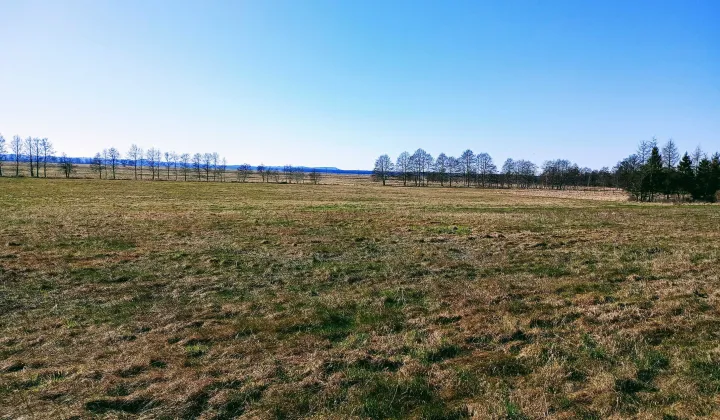 Działka budowlana Podroże