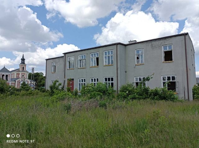 Nieruchomość komercyjna Tuchowicz. Zdjęcie 1