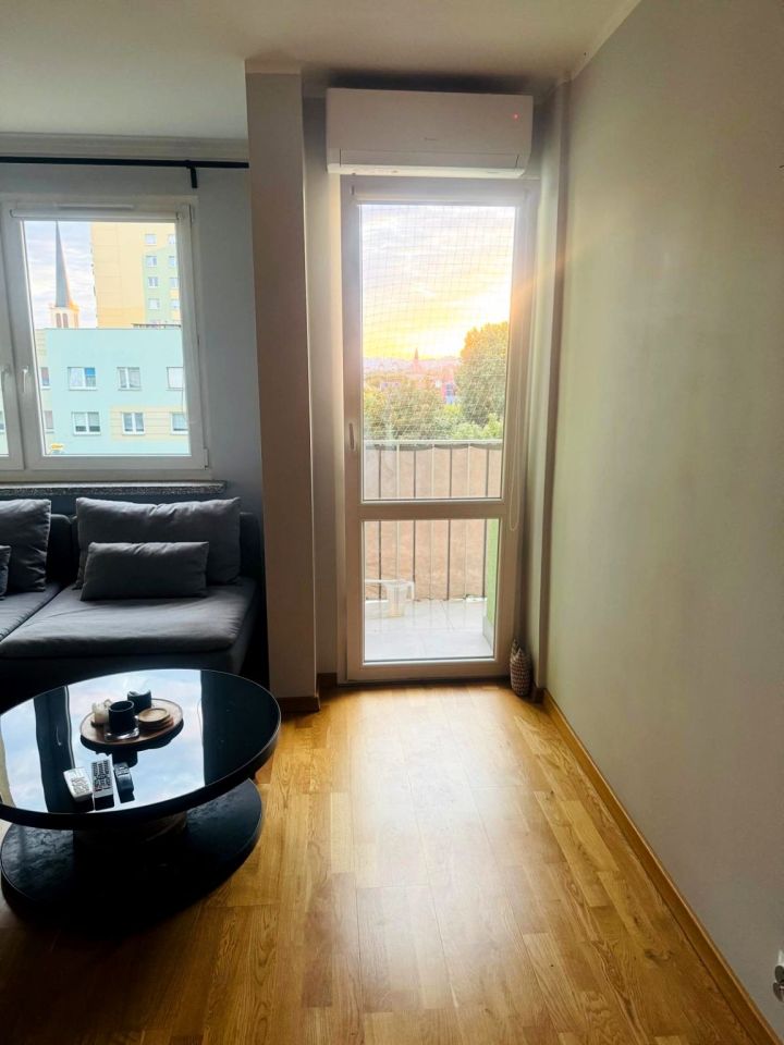 Mieszkanie 2-pokojowe Legnica Piekary Wielkie, ul. Cypriana Kamila Norwida. Zdjęcie 2