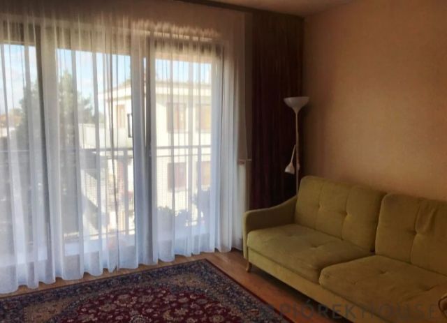 Mieszkanie 2-pokojowe Warszawa Wawer, ul. Lucerny. Zdjęcie 2