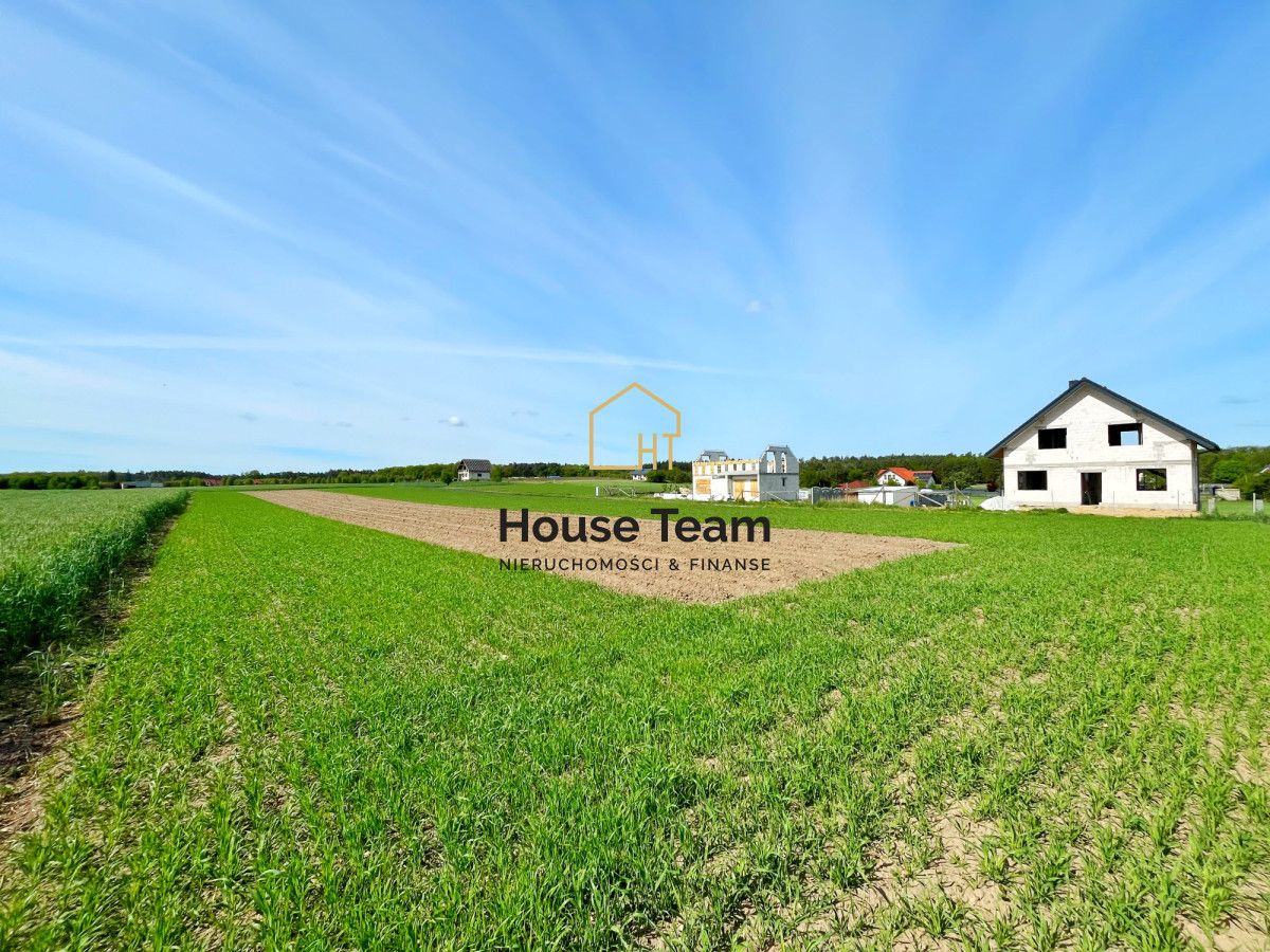 Działka budowlana Stronno. Zdjęcie 2