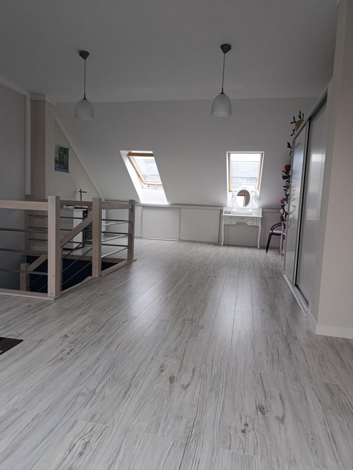 bliźniak, 4 pokoje Kiełczów, ul. Polna. Zdjęcie 15