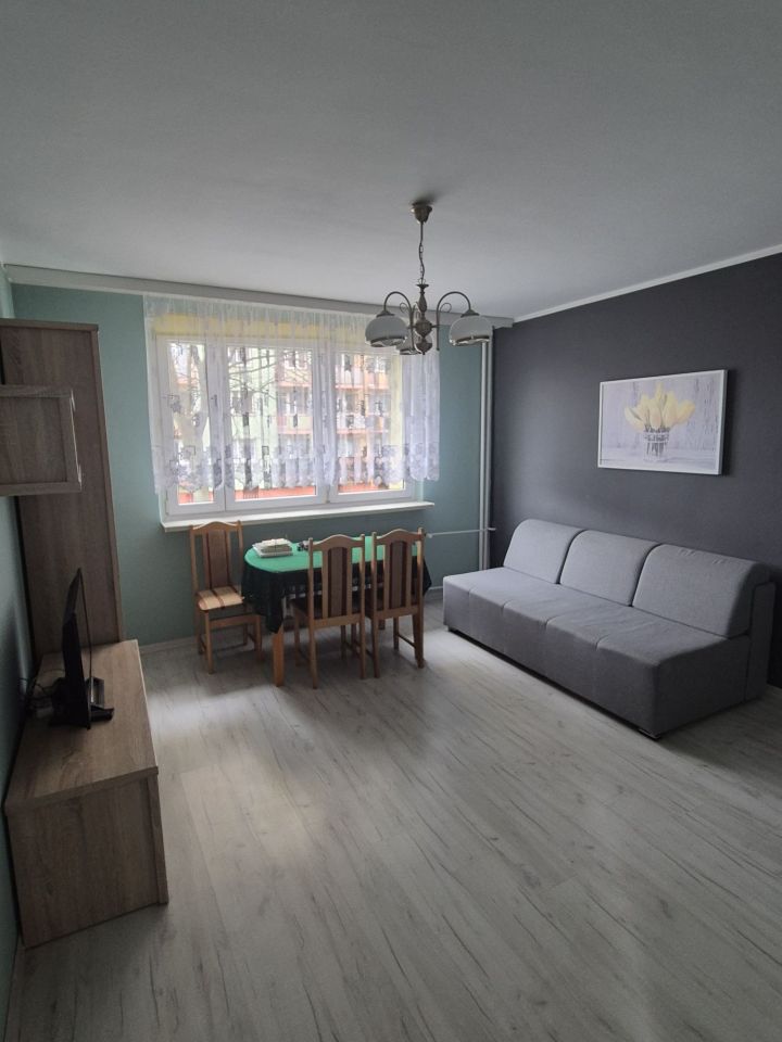 Mieszkanie 3-pokojowe Wałbrzych Piaskowa Góra, ul. Władysława Broniewskiego. Zdjęcie 8