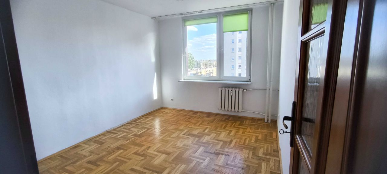 Mieszkanie 3-pokojowe Warszawa Bródno, ul. Aleksandra Kowalskiego. Zdjęcie 3