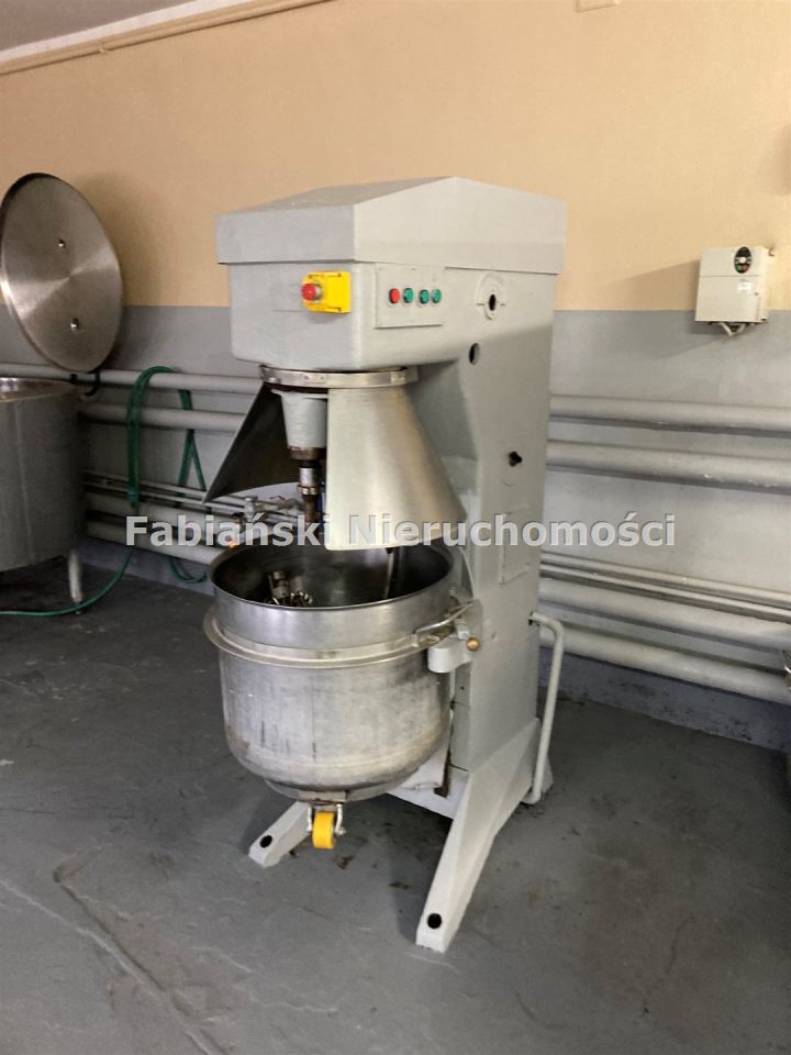 Hala/magazyn Lubiechowo. Zdjęcie 13