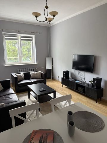 Mieszkanie 2-pokojowe Ożarów, os. Wzgórze. Zdjęcie 1