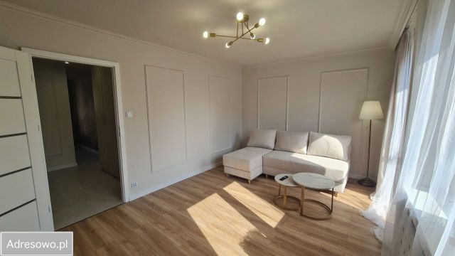 Mieszkanie 3-pokojowe Pionki, ul. Adama Mickiewicza. Zdjęcie 1