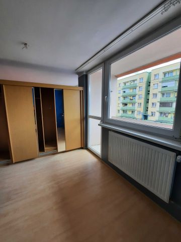 Mieszkanie 1-pokojowe Kędzierzyn-Koźle. Zdjęcie 1