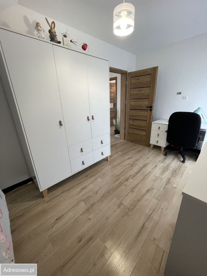 dom wolnostojący, 4 pokoje Brzezówka. Zdjęcie 7