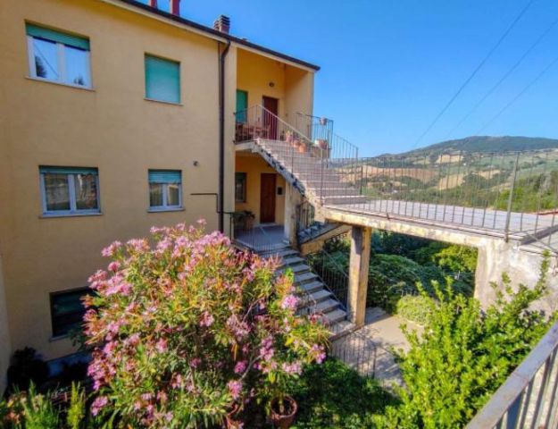 Mieszkanie 3-pokojowe Kraków, ul. Królowej Jadwigi. Zdjęcie 1