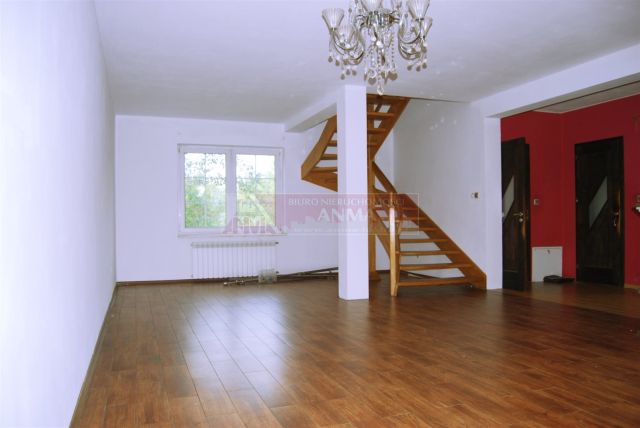 dom wolnostojący, 4 pokoje Serniki. Zdjęcie 3