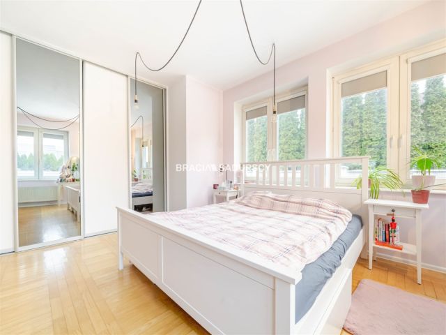 dom wolnostojący, 6 pokoi Michałowice, ul. Michałki. Zdjęcie 33