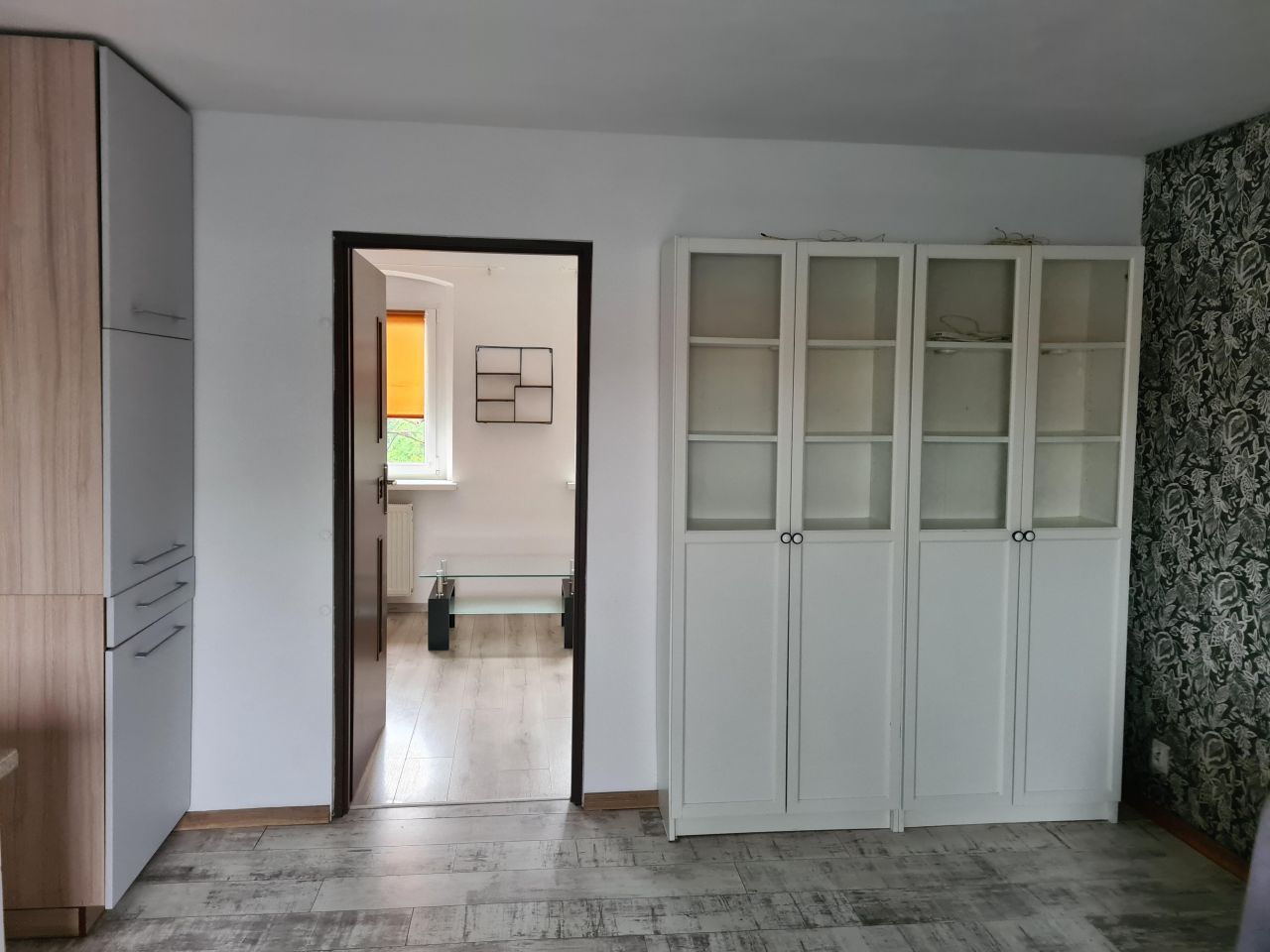 Mieszkanie 3-pokojowe Świdnica, ul. gen. Władysława Sikorskiego. Zdjęcie 3