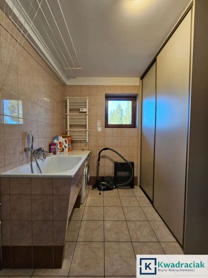 dom wolnostojący, 4 pokoje Żarnowiec. Zdjęcie 16