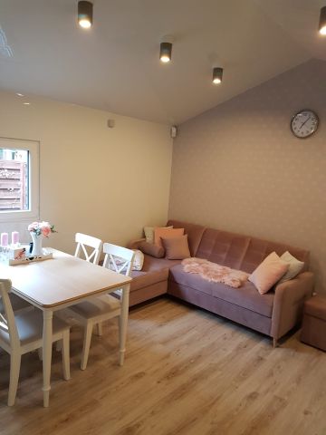 inny, 2 pokoje Jurata, ul. ks. Hieronima Gołębiewskiego. Zdjęcie 4