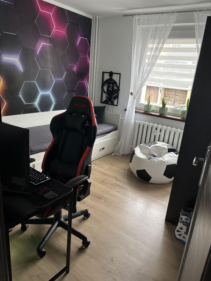 Mieszkanie 3-pokojowe Głubczyce, os. Konstytucji 3 Maja. Zdjęcie 5