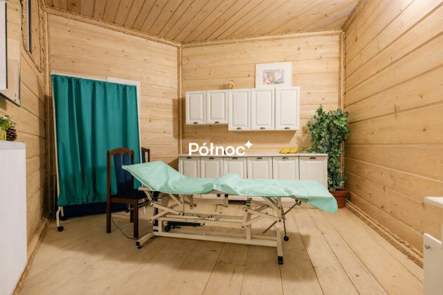 dom wolnostojący, 30 pokoi Faściszowa. Zdjęcie 9