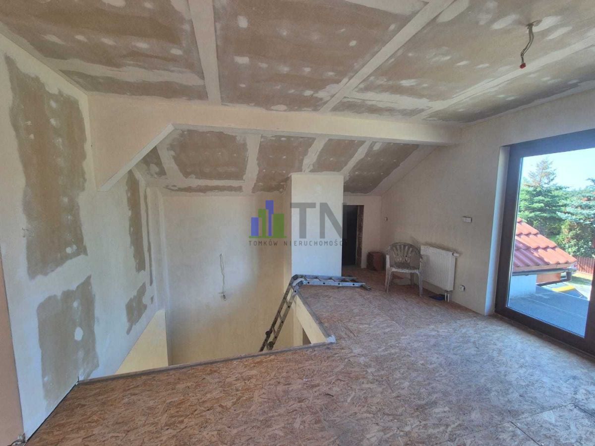 dom wolnostojący, 5 pokoi Chrząstawa Wielka. Zdjęcie 5