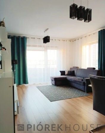 Mieszkanie 3-pokojowe Ząbki, ul. Józefa Piłsudskiego. Zdjęcie 1