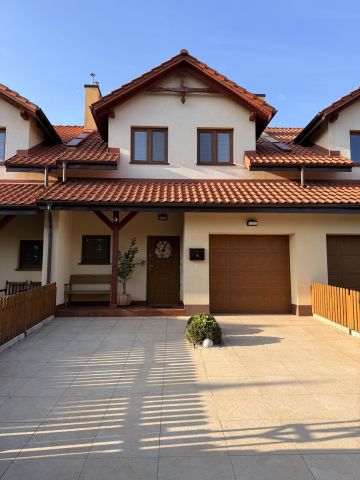 dom szeregowy, 5 pokoi Rzeszów Budziwój, ul. Budziwojska. Zdjęcie 1