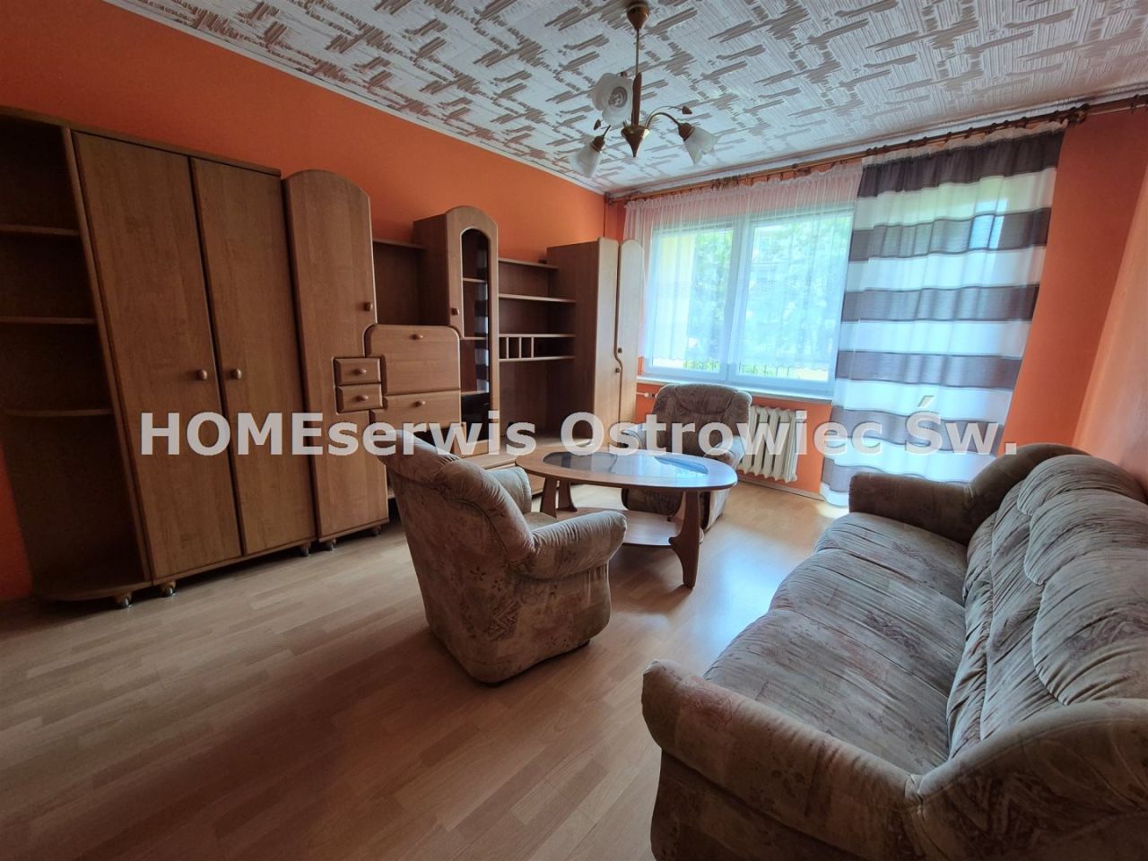 Mieszkanie 1-pokojowe Ostrowiec Świętokrzyski Stawki. Zdjęcie 3