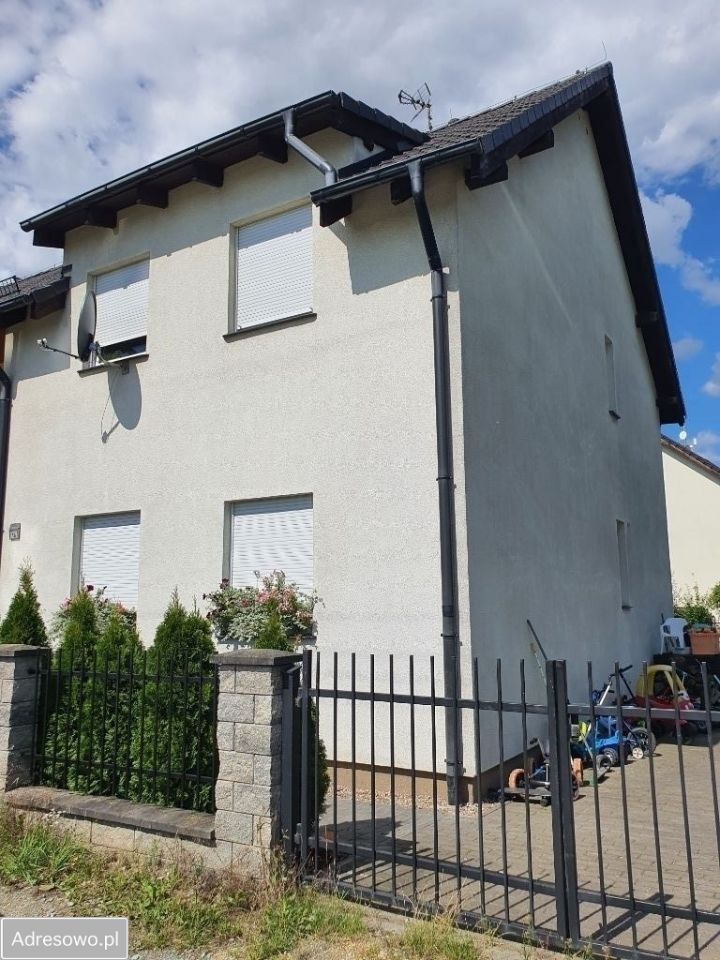 bliźniak, 3 pokoje Psary, ul. Malinowa. Zdjęcie 2