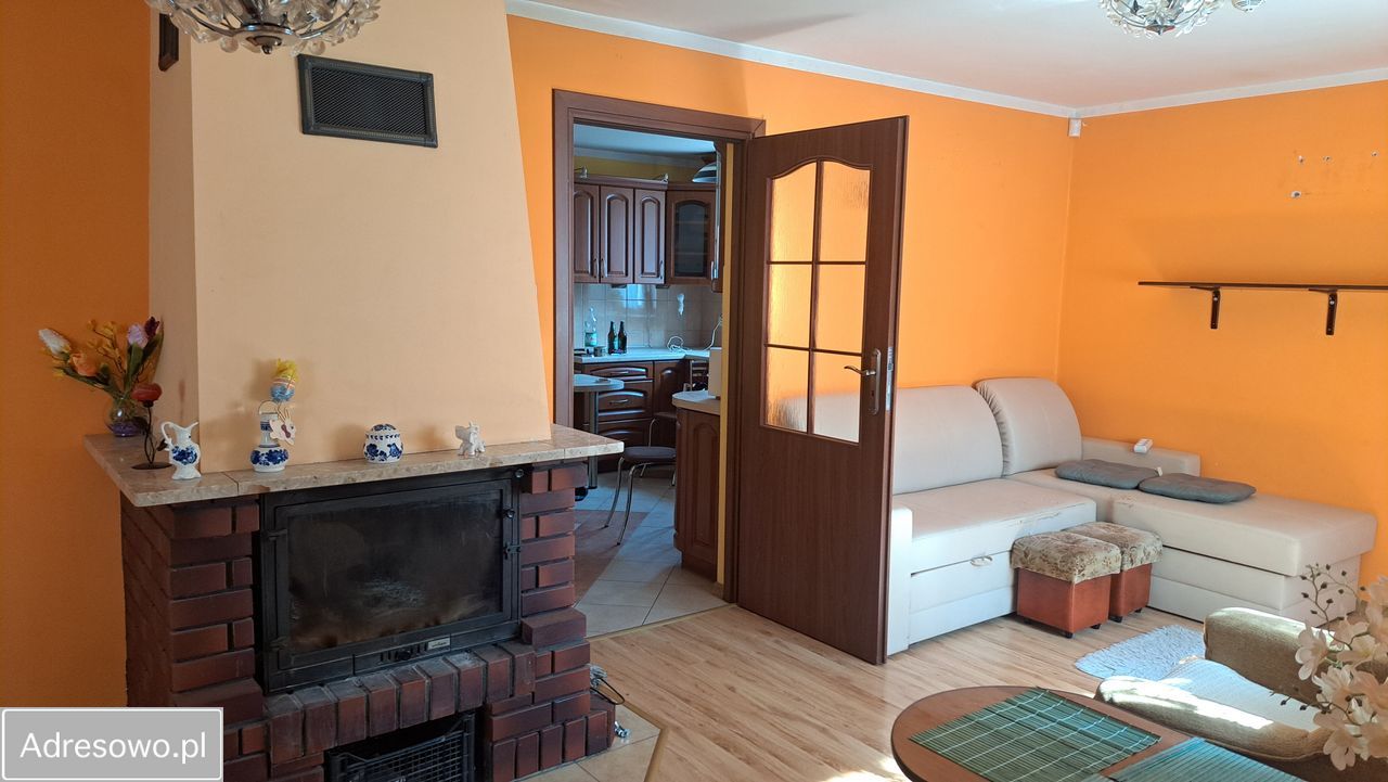 dom wolnostojący, 4 pokoje Regimin, ul. Władysława Oleksiaka. Zdjęcie 6