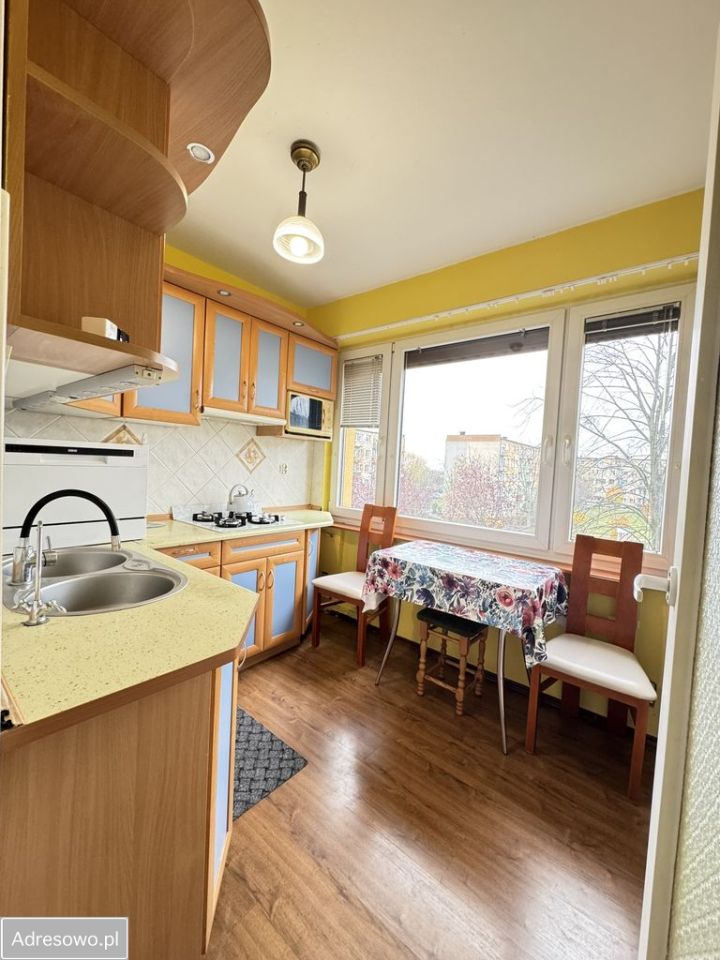 Mieszkanie 4-pokojowe Wieluń, os. kard. Stefana Wyszyńskiego. Zdjęcie 2