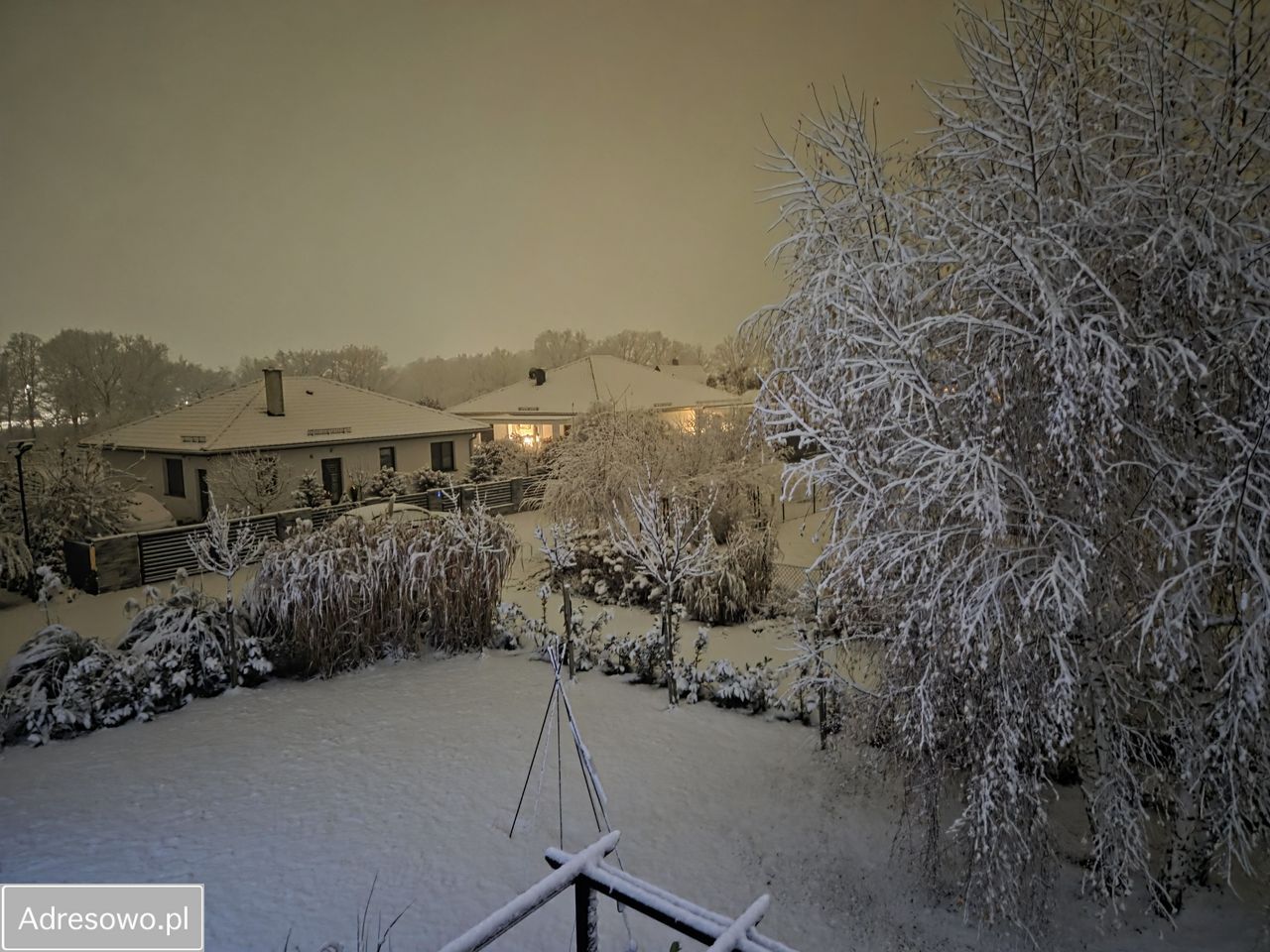 dom wolnostojący, 6 pokoi Lasów. Zdjęcie 3